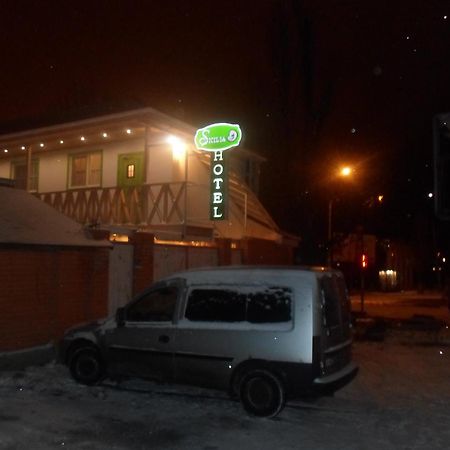 Hotel Sicilia Čornomors'k Esterno foto