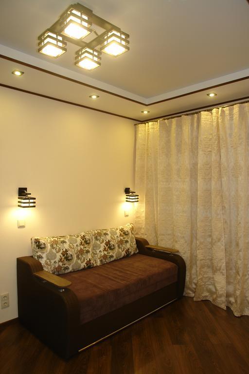 Hotel Sicilia Čornomors'k Esterno foto