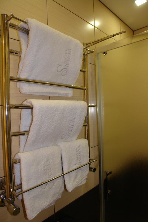 Hotel Sicilia Čornomors'k Esterno foto